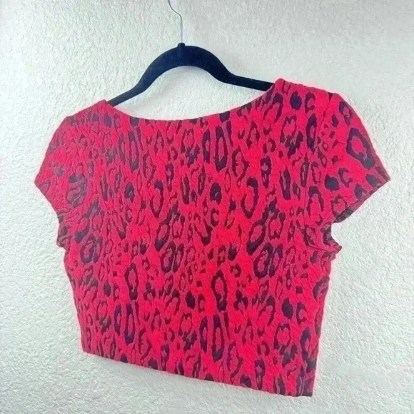 Express Red/Black Leopard Print Crop Top - Size XS - Picture 3 of 6